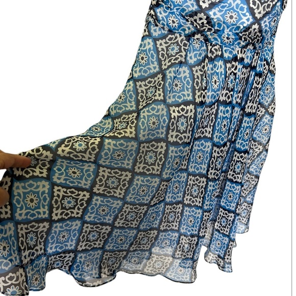 Milly silk halter dress blue floral backless excellent Size 8 - Picture 4 of 8